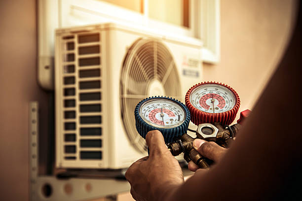 Professional Hvac Maintenance technician working in Pattison, TX